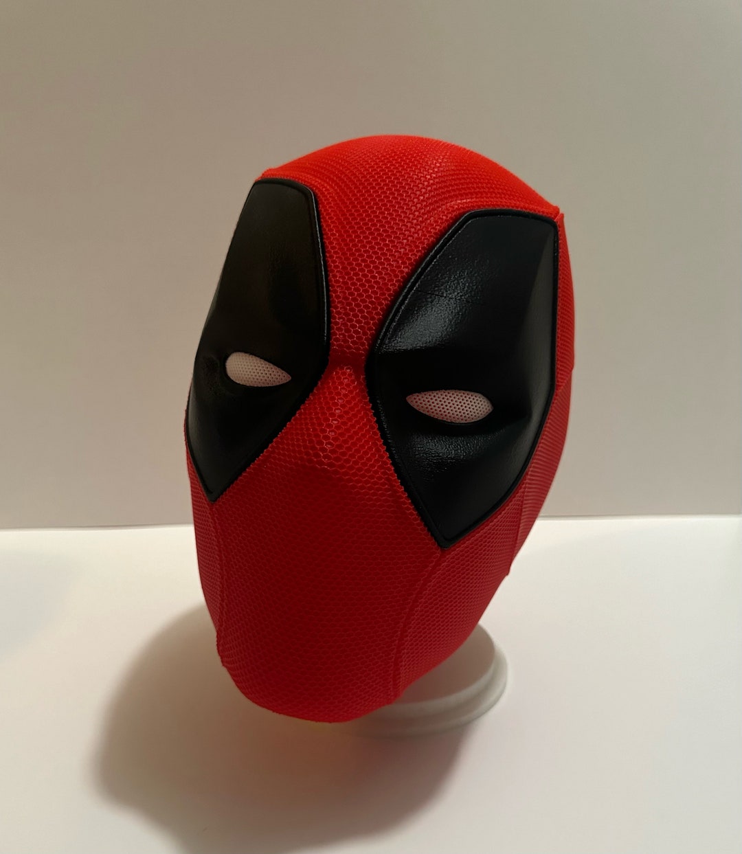 コスプレ用赤いメッシュマスク　Deadpool コスプレ用赤いメッシュマスクDeadpool