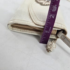 Vtg Brighton Off White Crocodile Leather Embroidered Flower Wallet Crossbody Bag image 12