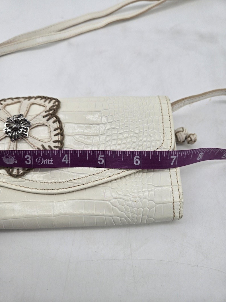 Vtg Brighton Off White Crocodile Leather Embroidered Flower Wallet Crossbody Bag image 10