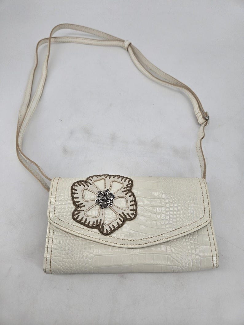 Vtg Brighton Off White Crocodile Leather Embroidered Flower Wallet Crossbody Bag image 2