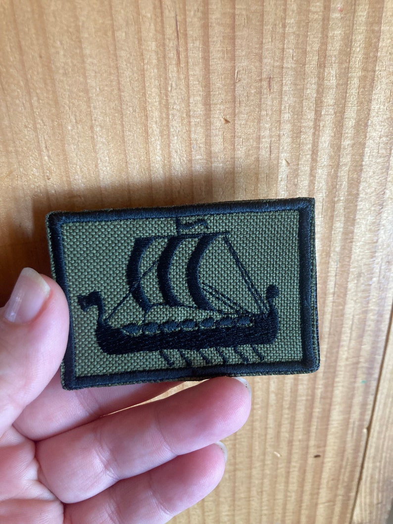 Set of 4 embroidered Viking patches image 4