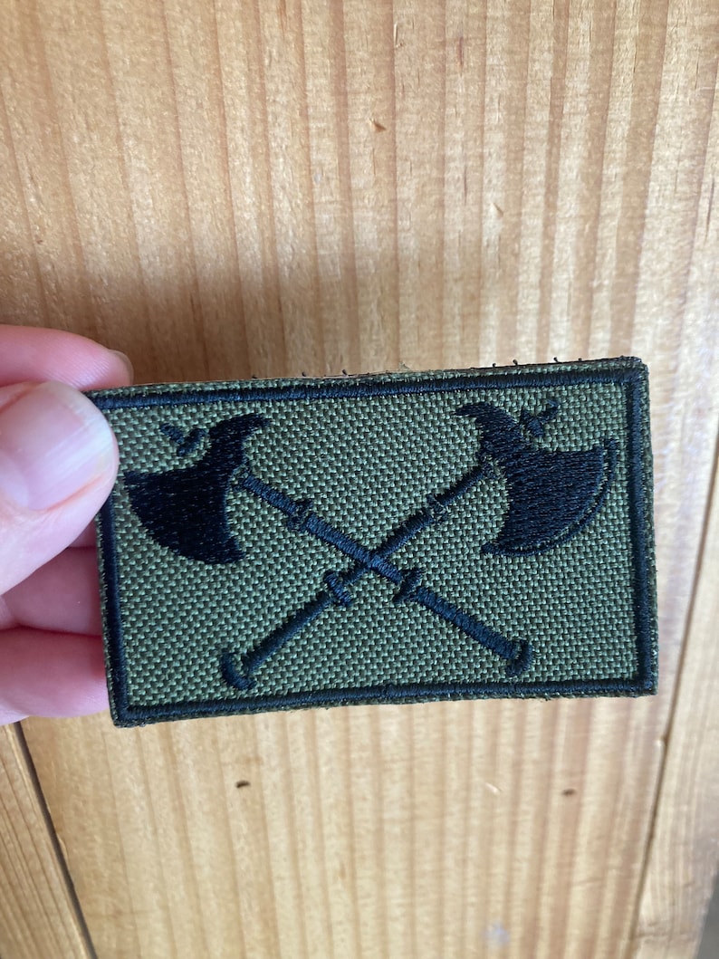 Set of 4 embroidered Viking patches image 3