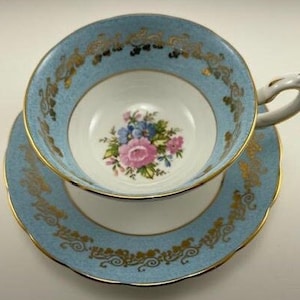 Vintage Grosvenor Bone China Tea Cup and Saucer