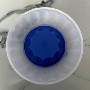 Vintage Tupperware Jello Mold.  Gently Used.  Great vintage condition