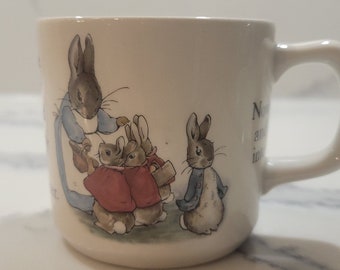 Mug Wedgewood Peter Rabbit pour enfant. Occasion. Comme neuf.