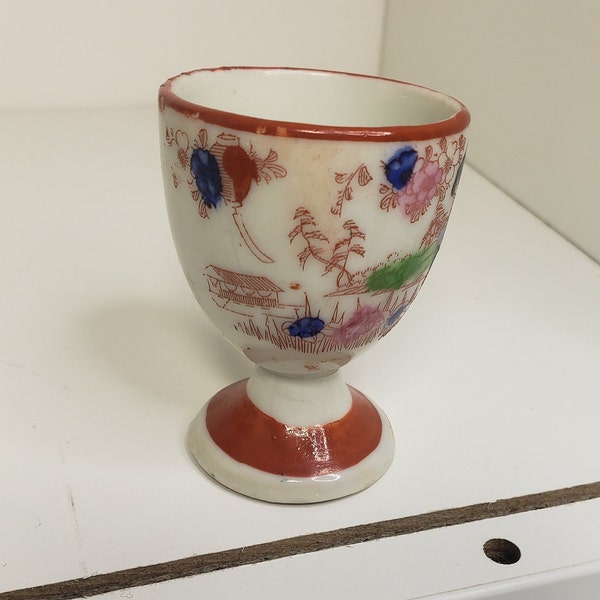 Late 19th Century Polychrome Japanese Meiji Period Kutani Sake Cup