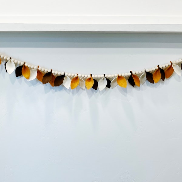 Fall Leaf Garland, Fall Felt Leaf Garland, Felt Leaf Banner, Thanksgiving Garland, Thanksgiving Decoration