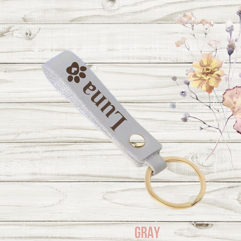 Personalized Dog Keychain Cat Keychain Gift Custom Engraved Pet Name