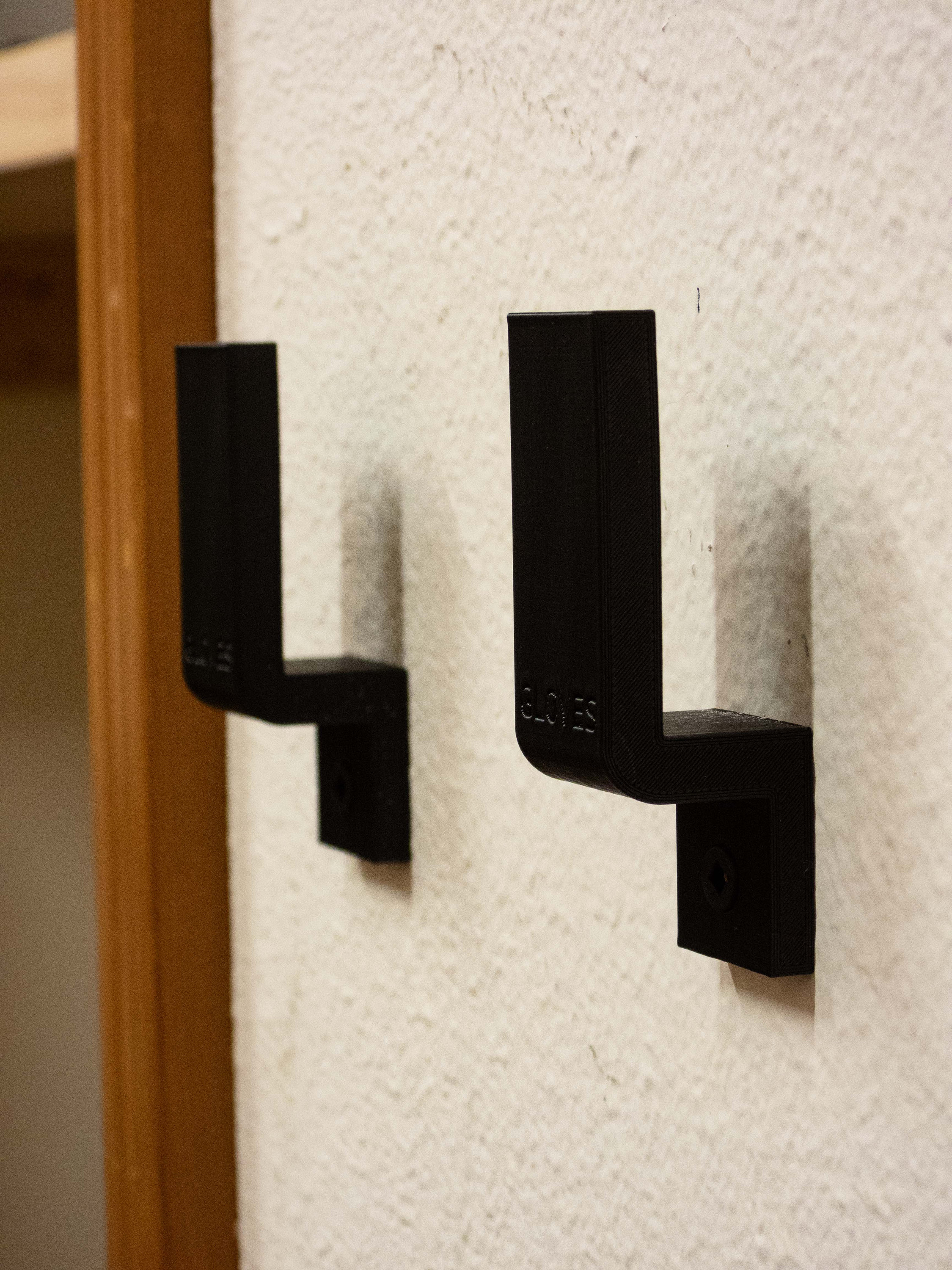 Glove Wall Mounts/Hangers (Screws)