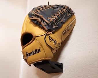 Screw Baseball Glove Wall Mount Holder