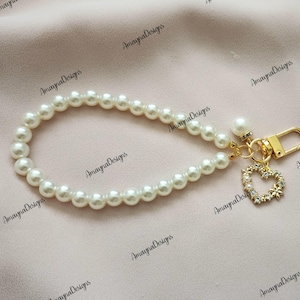 Pearl Wristlet Keychain with Rhinestone Heart Charm