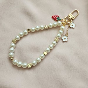 Pearl keychain/vintage/gifts for her/accessories/cute keychain/girly/charms/wristlets/strawberry