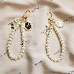 Vintage charms/pearl wristlet/bag charms/thoughtful gifts/Baroque chain/coquette keychain/pearl chain/vintage key chain/dangly keychain
