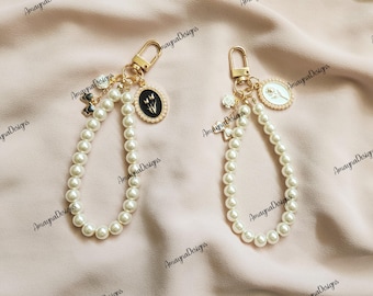 Vintage charms/pearl wristlet/bag charms/thoughtful gifts/Baroque chain/coquette keychain/pearl chain/vintage key chain/dangly keychain