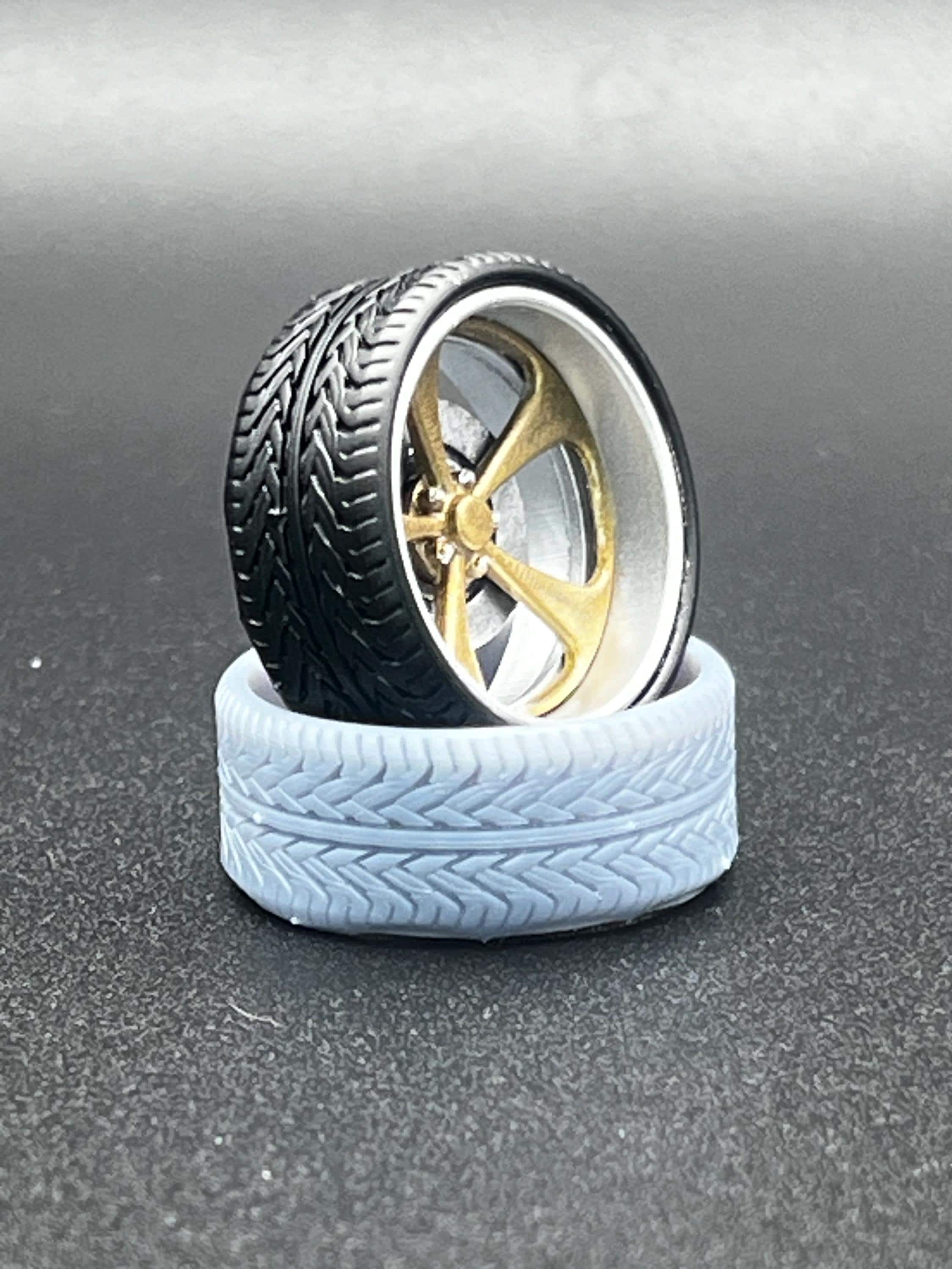 Kit Ruote Scala 1:43 Kit Ruote In Resina Scala 1:43 Per Modelli GAZ 51, 52, 53, Bus PAZ - Accessori Modellismo AVD SSM Kit Resin GAZ 51 52 53
