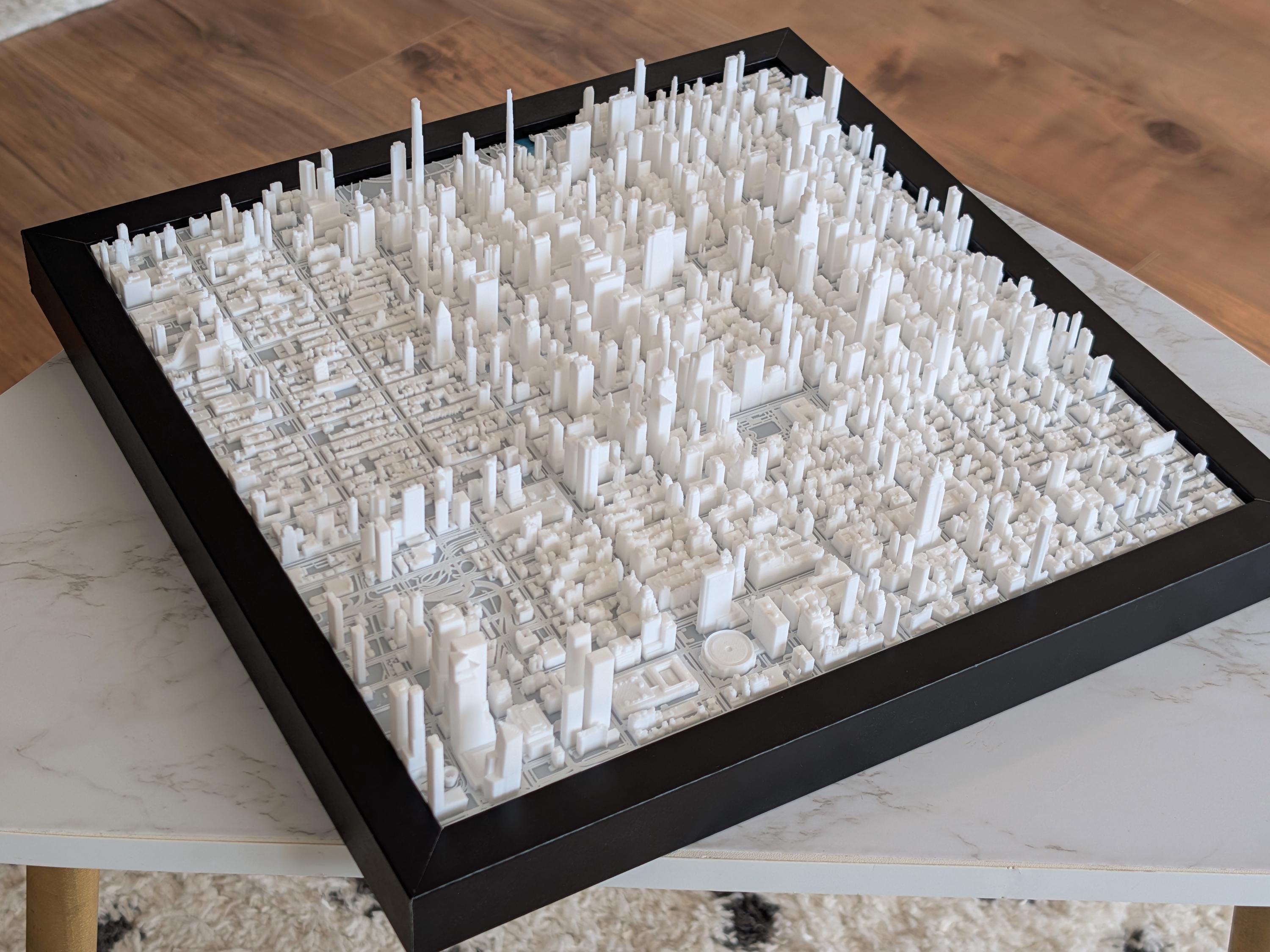 【額入り】MIDTOWN MANHATTAN 鳥瞰図 3D NYC Midtown Map: Framed Manhattan Skyline Art - Premium Edition