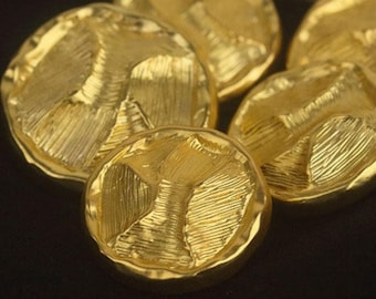 ヴィンテージ風の不規則なゴールド合金ボタン、質感のある丸型、裁縫・工芸装飾