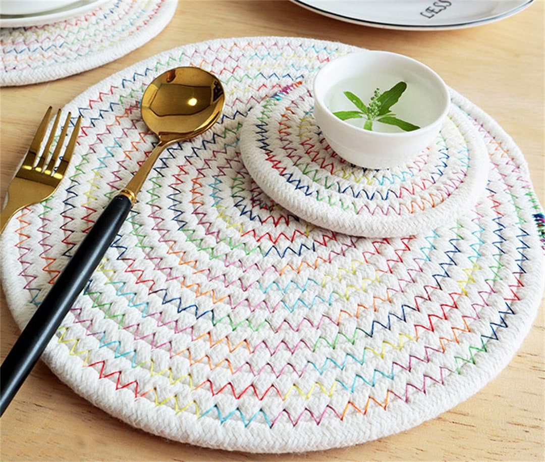 Woven Round Placematsvintage Table Potholdersbohemian Print Etsy