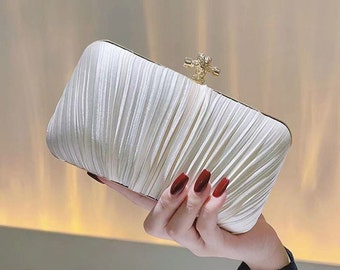 Handmade Pleated Clutches Evening Bag For Wedding Banquet Bridal Bag Fashion Handbag Party Clutch Party Bag Purse Wedding Gifts Bridal Gifts