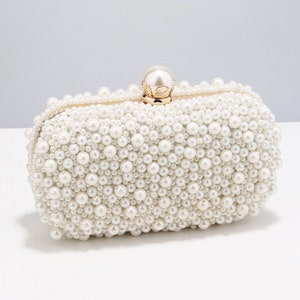 Square Shaped Pearl Clutch Evening Bag For Wedding Banquet Pearl Bridal Bag Bridal Clutch Bridal Purse Wedding Gifts Bridal Gift Pearl Chain