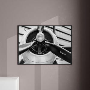 Propeller Airplane Poster – Black and White Aviation Wall Art – Vintage Aircraft Photo – Instant Digital Download - Aviator Gift