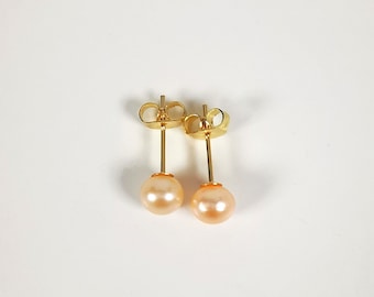 Pearls with certificate for these 5mm round cultured pearl earrings on gold-plated studs