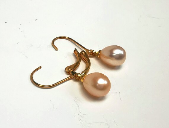 Boucles D'Oreilles Dormeuses Perles De Culture Roses/Blanches Plaqué Or Jaune - Rose-Mimosa