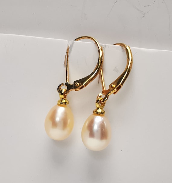 Pink Cultured Freshwater 9mm Pearl Earrings Gold-plated Pink Cultured Freshwater 9mm Pearl Earrings Gold-plated