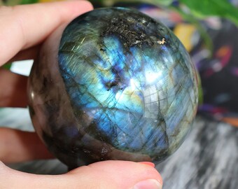 Esfera de cristal de labradorita iridiscente, piedra natural (19 oz)