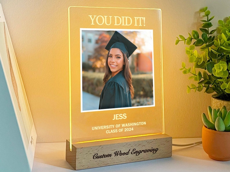 Regalo de graduación personalizado, Regalos de graduación personalizados para hijo e hija, Regalo para graduación, Impresión fotográfica de graduación, GG02 imagen 1