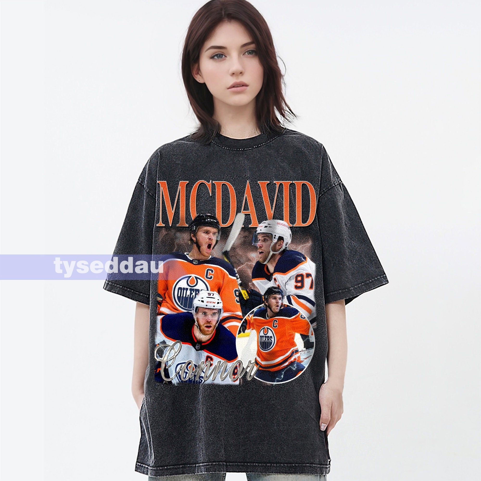 Connor McDavid - Unisex t-shirt – Modern Vintage Apparel