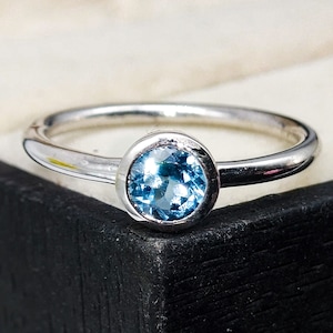Blue Topaz ring |Handmade Ring | Jewelry for women | 925 Sterling Silver Ring for women | November birthstone | Dainty Ring | Gift For Her