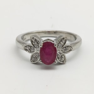 Red Ruby Ring-925 Sterling Silver Ring-Minimalist Ring-Engagement Ring-July Birthstone Ring-Stackable Ring-Handmade Ring-Gift For Women