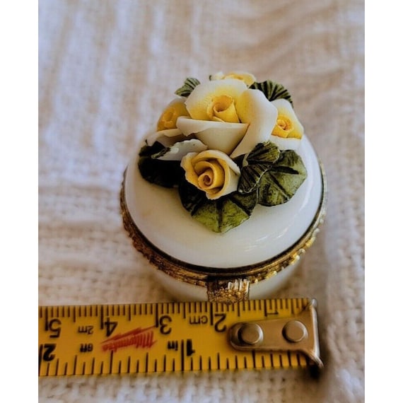 Vintage Small Porcelain Trinket/Pill box, Hinged … - image 1