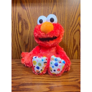 Sesame Street Isaac Mizrahi Elmo Plush Toy 12&quot; Red Sparkly Design With Colorful Patterned Feet