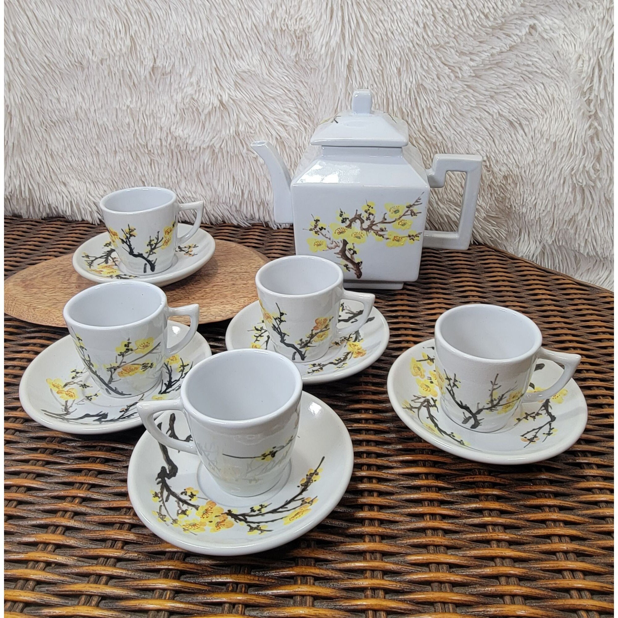 Portable travel tea set cherry blossom ceramic teapot with teacups