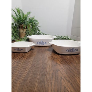 Corningware Blue Cornflower Casserole Dishes, Size Petite P-41, 1 Qt, 2 Qt