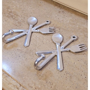 Set of 2 Aluminum Kitchen Hooks