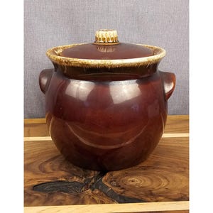 Hull Bean Pot Ceramic Brown Glazed With Lid Vintage 7 Inch