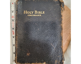 Vintage Holy Bible, Red Letter Edition, Revised Standard Version, Copyright 1962