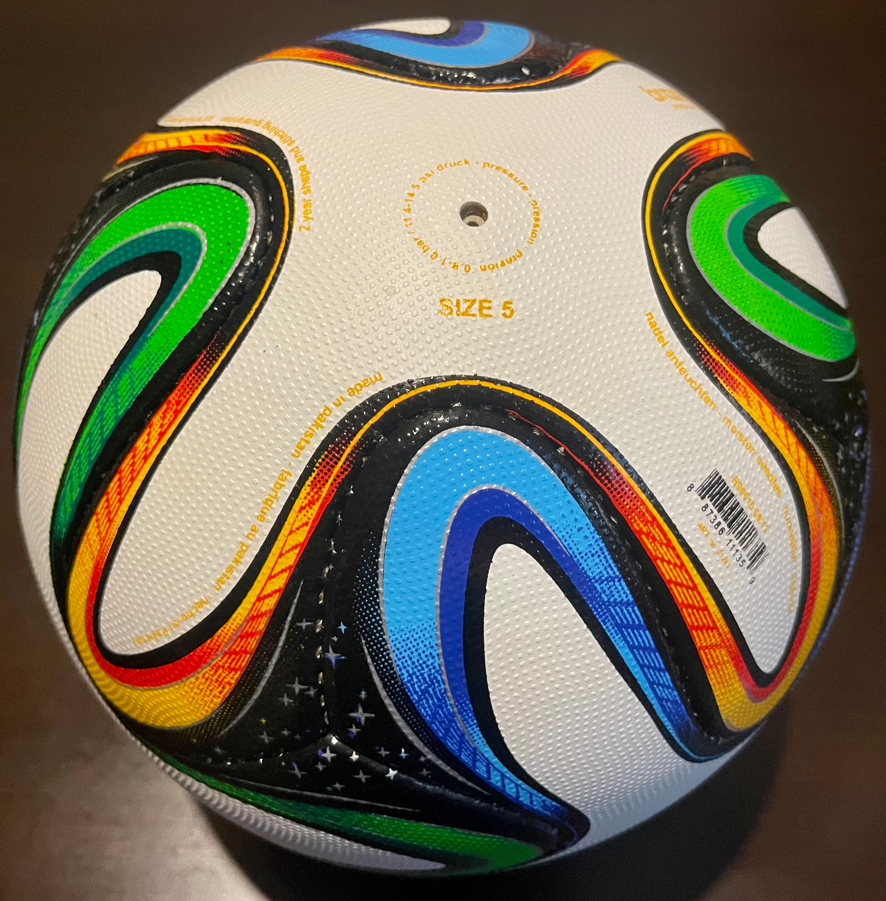 FIFA 2010 мяч бразука