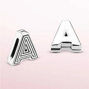 Ciondolo con clip per braccialetto originale Reflexions Alphabet, Ciondolo per braccialetto in rete riflettente con lettere dalla A alla Z, 26 lettere, Argento sterling per braccialetti S925 immagine 4