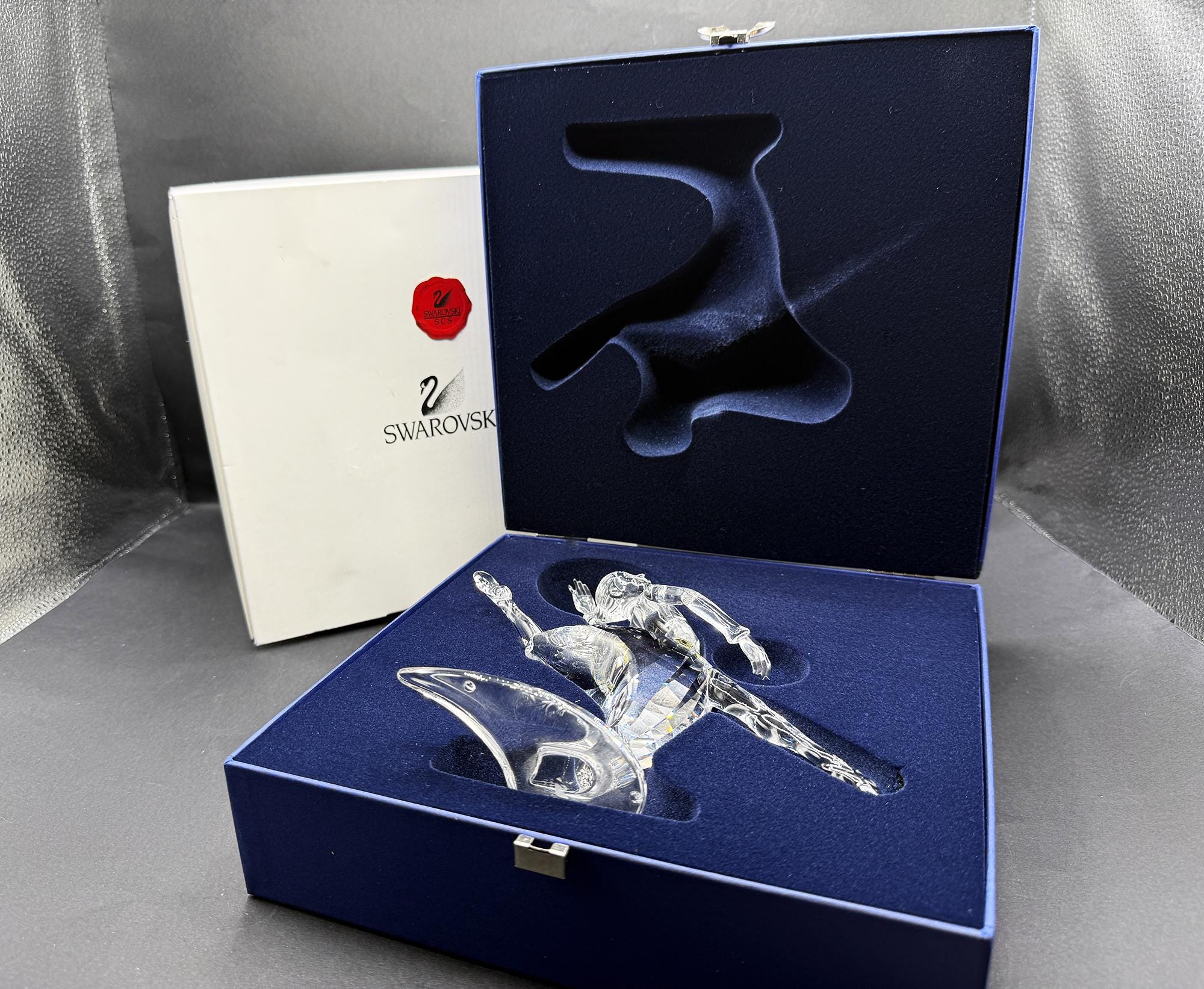 Swarovski Crystal Ballerina – “anna 2004” Edition With Certificate