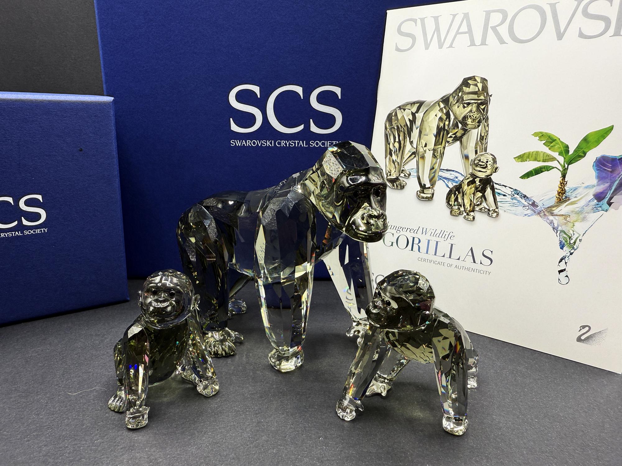 スワロフスキー 2009年度SCS作品 ⁄ゴリラの赤ちゃん 置物 SWAROVSKI