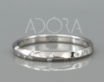 Handmade Knife Edge Wedding Ring set with Diamonds | 14k White Gold Wedding Band | Diamonds Wedding Ring | Knife Edge Band