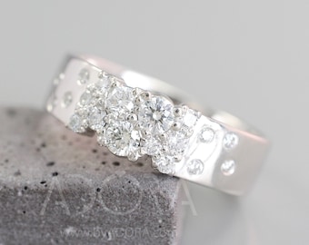 Anillo de diamantes multipiedra de plata de ley 925 hecho a mano / Anillo de diamantes en racimo / Anillo de bodas ancho