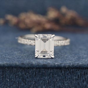 Emerald Cut Moissanite Engagement Ring in Silver, 4 Prong Half Eternity Engagement Ring, Solitaire Emerald Ring, Vintage Ring