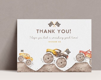 Puede incluir: Tarjeta de agradecimiento con una ilustración de acuarela de tres monster trucks corriendo por colinas de tierra. La tarjeta dice "¡Gracias! Espero que hayas pasado un buen rato! Jackson XO".