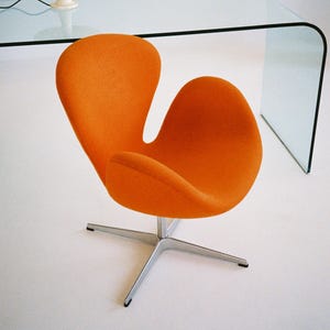 Silla Swan de Arne Jacobsen para Fritz Hansen, 2003