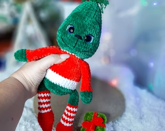 Christmas Crochet Amigurumi Green Villain Pattern (PDF)